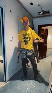 Danny’s Home… 🤣 Just finished work and had to take over from the builders sloppy work… New @brazzersofficial Studio should be finished soon… 😬 | Danny D