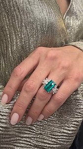 Custom Emerald and White Diamond Necklace with matching Emerald Cocktail Ring✨ #diamondjewelry #diamonddistrict #nyc #engagementring #ringgoals #onlynaturaldiamonds #nycjewelry #romanmalakov #diamond #engagementrings #romanmalakovdiamonds #diamondring #rings #earrings #romanmalakovnyc #weddingrings #enagagementring #nycdiamonddistrict #jewelrydesign #jewelry #diamonddistrictnyc #jewelrygram #jewelrydesigner #diamonds | Roman Malakov Diamonds