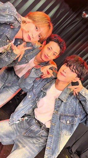 ３人のチーム名は、ニンニク大好きパラダイスコロッケです笑 #UNiFY #リアコ @雨宮大晟（ UNiFY ） @宝（UNiFY） @中川将平（UNiFY）