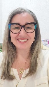 Para saber mais: The broaden–and–build theory of positive emotions. Barbara L Fredrickson Philosophical transactions of the royal society of London. Series B: Biological Sciences 359 (1449), 1367-1377, 2004 https://www.ncbi.nlm.nih.gov/pmc/articles/PMC3122271/ - https://psycnet.apa.org/record/2006-03863-008 | Miriam Rodrigues - Educação Emocional Positiva