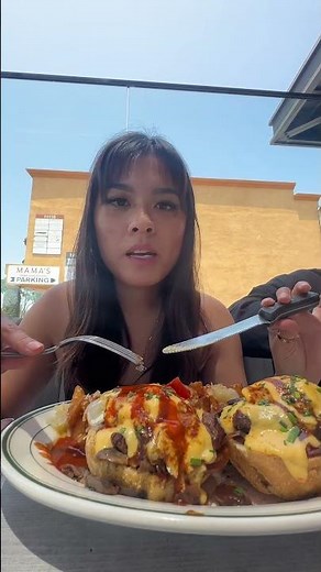 bottomless mimis at mamas!