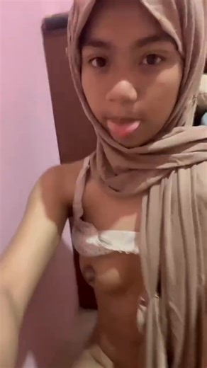 cengengesan bgt ini ukhti colmek sambil ketawa‼️LINK GACOR paling royal kasih bonus ! 💥🔥https://t.co/YRj6ysHVE3