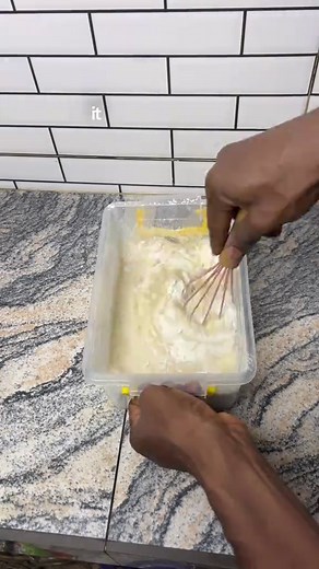 Delicious Banana Bread that your wife will love ❤️ Remember, we teach husbands how to cook for their wives. Like, share and follow for more. ingredients: \t•\t6 Small Bananas (3 big bananas) \t•\t2 Eggs \t•\tOil (or melted butter) \t•\t1/2 cup of Milk \t•\tVanilla flavoring \t•\t1(1/2) cup of Flour \t•\t1/2 tablespoon Baking powder \t•\t1/2 cup of Sugar \t•\tPeanuts (for topping) #akinrombitomiwa #barestminimum #fyp #foodie #couples