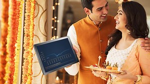 Gold Exchange Traded Funds are a smart way to invest in Gold. So, go ahead and aim to capture the upside of Gold in your portfolio. To know more log on to the investor education section of http://etf.nipponindiaim.com #GoldExchangeTradedFunds #ExchangeTradedFunds #ETF #Investments #MutualFunds #investment #Savings #FinancialGoals | Nippon India Mutual Fund