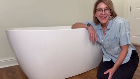 59" Free Standing Tub, Pure Acrylic Freestanding Bathtub, Stylish Stand Alone Contemporary Deep Soaking Bath Tub, cUPC Certified SY1550 (Glossy White)