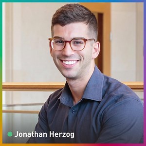 1.3K views · 42 reactions | TODAY @ 7PM ET | 4PM PT— queer people anywhere are responsible for queer people everywhere, especially at the ballot box  join Jonathan Herzog for Congress for a panel on the queer vote, hosted by author and activist Adam Eli  LIVE on our insta ➡️ instagram.com/grindr #PridePerseveres | Grindr | Facebook