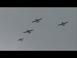 NORTH AMERICAN SNJ TEXAN FLIGHT