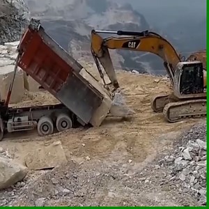 Amazing Fastest Skill Biggest Logging Truck Working - Heavy Chainsaw Tree Felling & Wood Crusher | Survival skills