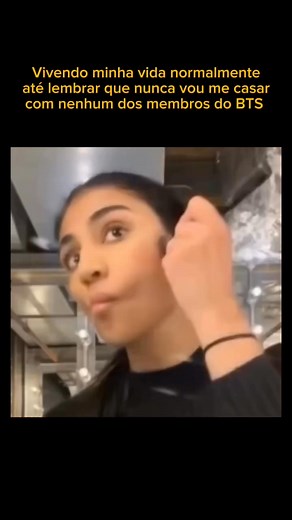 já chorei comendo cuscuz 😭💜😅 #engajaarmy #army #BTS #bangtan #kpop #coreiadosul #ARMYS #comebackbts | Garotadobangtan⁷