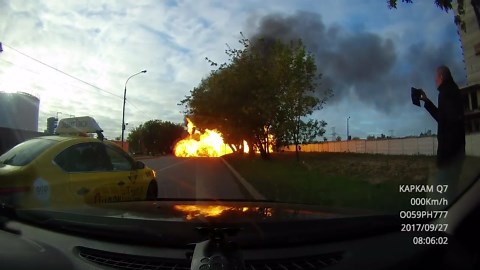 Car Crash Incident Caught on Camera