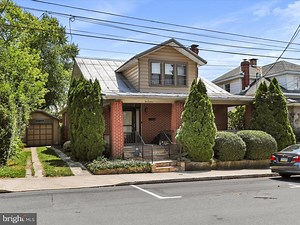 216 E Burd St, Shippensburg, PA 17257 - MLS PACB2032450 - Coldwell Banker