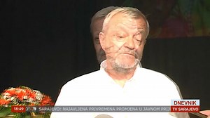 53K views · 437 reactions | DNEVNIK TVSA/ Na zeničkom gradskom groblju Crkvice danas je ukopan Haris Burina, legenda bh. glumišta koja nas je napustila u 62. godini nakon teške bolesti. Prethodno je u njegovoj matičnoj kući - Bosanskom narodnom pozorištu Zenica održana komemoracija, na kojoj su se svako na svoj način od Harisa oprostile kolege i prijatelji. | Televizija Sarajevo - tvsa.ba | Facebook