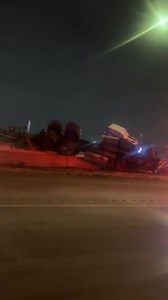 18 wheeler overturned last night off 183 in Irving | Dallas Texas TV