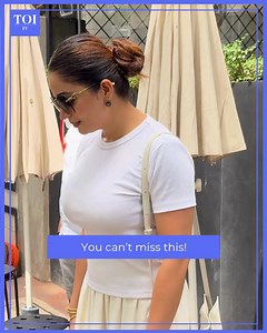1.1K views | Bhabiji Ghar Par Hain actress, Neha Pendse speaks in fluent Marathi with the paps as she gets snapped at a cafe in Bandra! #nehapendse #bhabhijigharparhain #tvactress #tvshows #tvshow | ETimes TV | Facebook