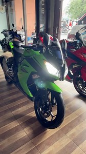 KAWASAKI NINJA 250 FI Spetifikasi : • Tahun 2017 • Pajak 08/2024 • KM 16k • Body mesin full standar • Pushtep NUI racing • Batok depan model zx636 Karbon • Part orisinil lengkap Informasi dan pembelian 👇☎️ 0822 1052 1027 0895 3430 50471 0813 9859 5971 0895 3204 41740 GARANSI‼️ •Garansi mesin 1 bulan •Garansi surat-surat •Proses BBN/pembayaran pajak bisa dibantu GRATIS‼️ •Auto Detaling •Helmt (selama persediaan ada) •Service (Pembelian via credit) •Ganti Oli (Pembelian via credit) •Pengiriman Ja