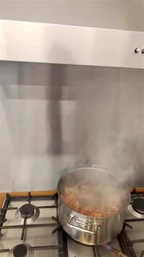 Flame on in the virtual diary of a private chef #neillanthony #theprivatechef #chefs #travel #heypeeps #travellingchefs #food | Neill Anthony