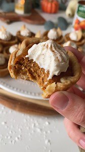 "Hello Fall and hello all-things pumpkin! 👋🏻 These Mini Pumpkin Pies are a delicious twist on the classic Pumpkin Pie dessert that truly taste as scrumptious as they look! First, buttery pie dough is shaped into muffin tins and then filled with a match-made-in-heaven mixture of E.D.SMITH Pure Pumpkin Puree and sweetened condensed milk. After baking it’s then garnished with a dollop of whipped cream, an adorable pie-crust leaf and a sprinkling of pumpkin pie spice. 🥰 Find the recipe right here