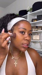 A Very Demure Makeup Tutorial #makeuptutorial #makeuproutine #makeuphacks #makeuptips #curvystyle #dallastexas | Christiana Style