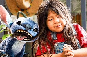 Rạp chiếu đóng cửa 2 ngày, một phim vẫn đạt doanh thu không tưởng