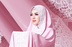 Cerita Lengkap Video Syur Mirip Syahrini, Mulai Peredaran di Medsos Hingga 2 Pelaku Penyebar Dibekuk - Wartakotalive.com