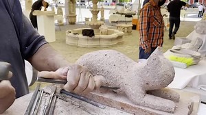 ¡El ingenio de los artesanos de cantera no parece tener fin! Visítalos y adquiere la mejor artesanía. #ArtesaníaMichoacana 👐🏽 📆 Del 6 al 18 de mayo 📍 Plaza Valladolid ⏰ 9 a 20:30 horas | Casa de las Artesanías de Michoacán