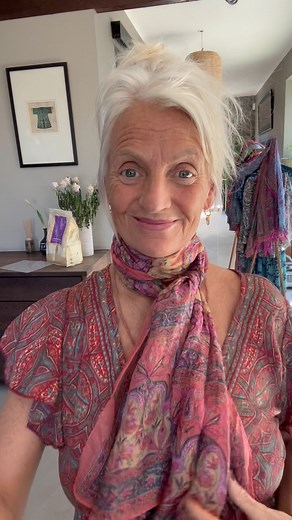 So many beautiful summer dresses . I would not know which one to choose. 70% silk 30% viscose very light and comfortable. If you are interested send me a message, they are all one size #india #summer #dresses #summerdress #beautiful | Brith Annaluna Isabelle Larsen