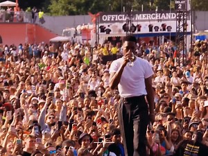 13K views · 680 reactions | Heartbreak Anniversary / Giveon | 퐇퐞퐚퐫퐭 - 퐛 퐞 퐚 퐭 | Facebook