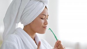 Brushing Teeth After Shower: Daily Routine