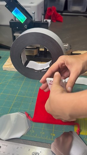 Handcrafted and unforgettable — this is how we do business cards over here! If you’re gonna leave your info with someone… why not make sure it sticks? Literally. Our custom business card magnets are made by hand (with love!) and make sure you stay front and center — on fridges, file cabinets, or anywhere that needs a little magnetic charm. Ready to level up your networking game? #BusinessCardGlowUp #MagnetStyle #MemoryLaneCollectives #HandmadeWithLove #CustomMagnets #CreativeBranding #SmallBizVi