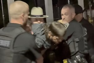 Country Singer Bryan Martin Removed From The Stage By Police During Drunken New York Performance | Whiskey Riff