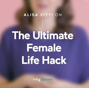 To all the ladies out there -- your attention please. 😏 We teamed up with Alisa Vitti {founder of FLO Living, author of #WomanCode, and integrative nutrition hormone expert} to bring you the sex-ed class you always needed and never had. 🙈Pass it on to your girlfriends, your daughters, your partner, anyone everyone who could benefit 👯-- you {and they} will be happy you did. Learn more here: http://bit.ly/2N9snK4 | mindbodygreen