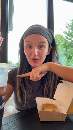 52K views · 1.4K reactions | Friendly neighbors for the win 凉 #fblifestyle | Hawken Beauty | Facebook