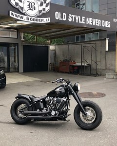 131K views · 2.2K shares | FatBoy Bobber ready for the Season 蘭 build by @bobbergarage #bobbers #fatboy #harleydavidson #evo #custombike #black #oldstyleneverdies #bobberlifestyle #readyforsummer #ridesafe @marcus_pfeil_custompainting | Bobber Garage | Facebook