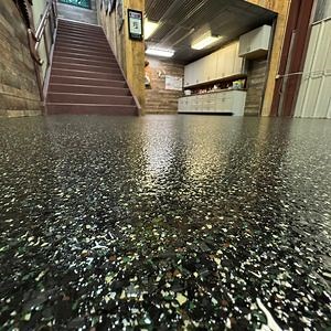 [Hot Item] Epoxy Flakes Epoxy Resin Low Ground Requirements Water-Based Primer