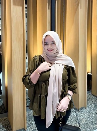 cewex cantik bahenol