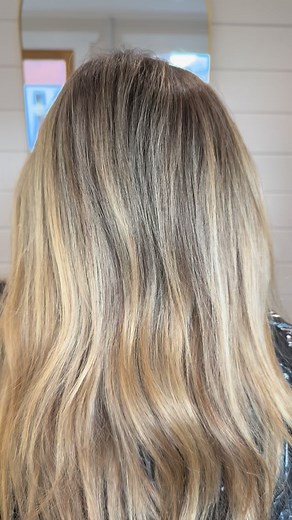 Check out this before and after 🙌🏻. My client wanted me to get her blonde again and add some subtle dimension to the ends ✨. Here's what I used: ▫️ Foils: @joico silverlight and lumishine 7BV ▫️ Root shadow: lumishine 7BV and 8N ▫️ Gloss: blonde life Gloss 12V ▫️ Treatment: Kbond20 ✨Want a hair transformation? DM me! ✨ #joico #wakefieldhair #joicouk | Abbie Phillis Hairdressers