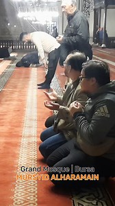Grand Mosque, Bursa, Turkiye! Jom join trip kami autumn dan winter nanti 😉TEMPAH di 📲 010-2365176 @ 011-13139007 | Pakej Percutian Muslim