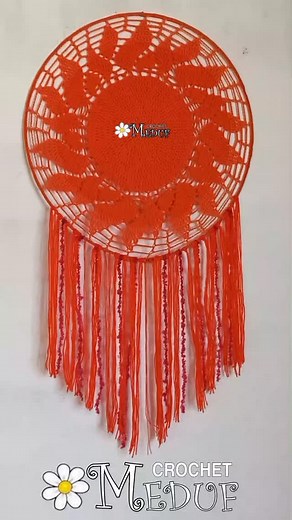 Atrapasueños Sol Dorado🌞 Mide aproximadamente 60cm de diámetro. #crochet #atrapasueños #soldorado #sol #ventaporpedido | MEDUF crochet