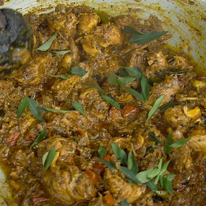 Pepper Chicken Gravy for Chapathi - Parota - Rice | Village Cookings