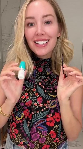 Top 5 reasons I recommend Latisse (bimatoprost ophthalmic solution) through #sponsored #Latisse #RoDerm #eyelashes #lashgrowth #howto #tips | Julie Baxter