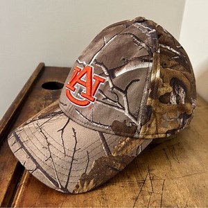 Auburn University Under Armour Camo Brown Orange Hat Adult OSFA Good Preworn Con