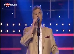 115K views · 6K reactions | Sessizce ağladım kimseler görmeden Geceler dar gelir yokluğunun bana çok zor gelir... | Cengiz Kurtoğlu | Facebook