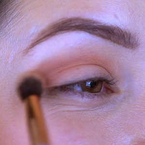 6.8K views · 5 comments | It can be hard to nail a subtle smokey eye, but not when you’ve got the Lottie London Shadow Swatch Eyeshadow Palette. Smooth shadows = easy blending! | BIRCHBOX | Facebook