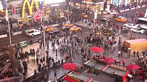 Here's a live look at the always crowded NYC! [Stream Courtesy: EarthCam] | FOX 35 Orlando