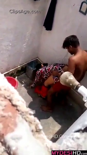 Authentic Indian MMS: Desi Bhabhi and Local Boy’s Secret Encounter