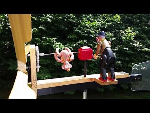 Fantastico Organ Grinder Whirligig