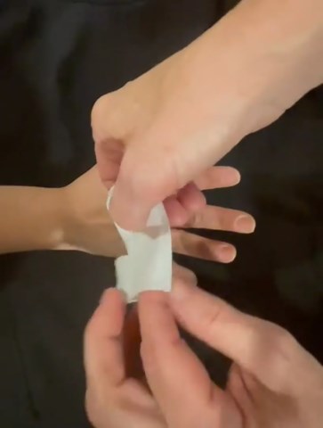 MediMitt FingerMitt | Non Adhesive Fingertip and Full Coverage Bandages with Fastening Strap | Without Absorbent Pad (X-Large 10-Pack)