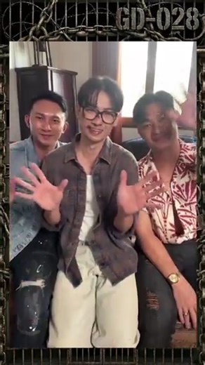 HAPPY SONGKRAN WEEKEND！💦🔫🧨-GD-028 全片正式上線👉 https://t.co/vuELg0rsoW@jiayo94 重磅回歸 ft. 泰國巨根 @GoneJall & 混血寶貝 @spicy_somtam-電詐園區精魂記／人父慘遭泰國地痞輪肏Dicks Out: We Own Your Ass and Semen-⚠️記得購買金幣解鎖觀影💰