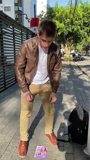 ISA PENNA ESTÁ SUJANDO AS RUAS? | Lucas Pavanato