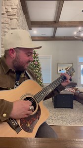 Getting Christmas-y around these parts…with my Maton Guitars ER90C that I now have thanks to the awesome folks at Artisan Guitars in Nashville and the awesome folks at Maton! Absolutely love this guitar and also love Artisan Guitars! And I love this ELVIS tune. This is one of the first songs I remember hearing the guitar in and being blown away by it as a kid, even before I ever picked up a guitar. That acoustic rhythm Elvis played on the original is 🔥🔥 (although I do wish there was a version 